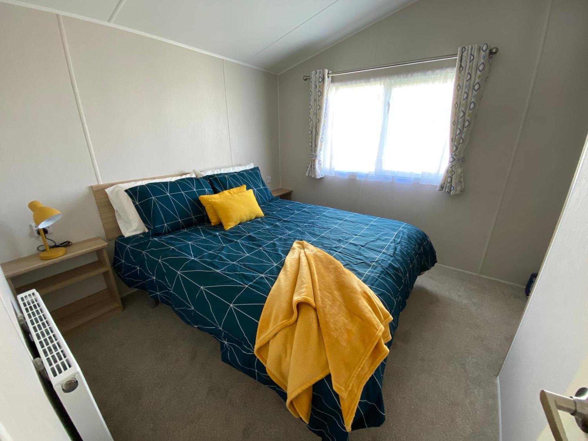 Verbzen Holiday Caravan At St Osyth Beach, Clacton-On-Sea By Verb Holidays Saint Osyth 외부 사진