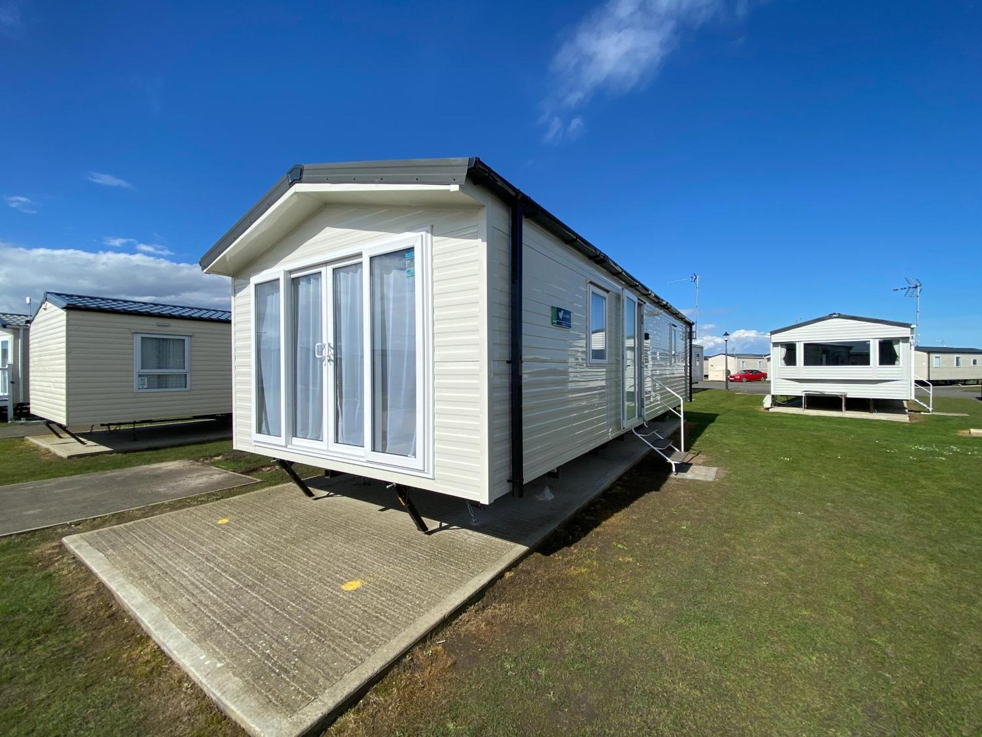 Verbzen Holiday Caravan At St Osyth Beach, Clacton-On-Sea By Verb Holidays Saint Osyth 외부 사진